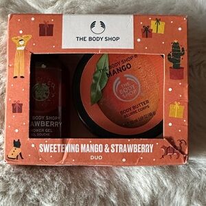 The Body Shop Sweetening Mango & Strawberry Duo